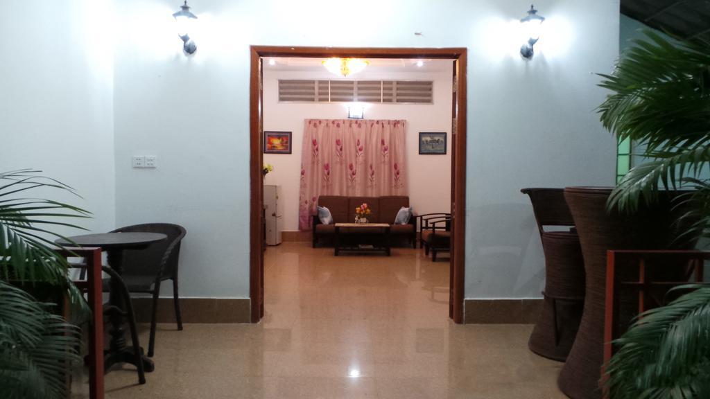 Reaksmey Meanrith Guesthouse And Residence Sihanoukville Zimmer foto